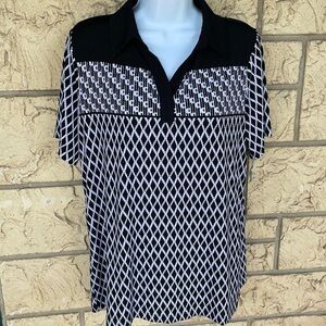 Susan Graver Strech Black & White oversized Blouse Size Med